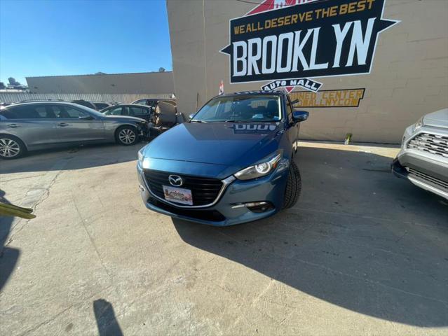 Photo of 2017 Eternal Blue Mica Mazda Mazda3