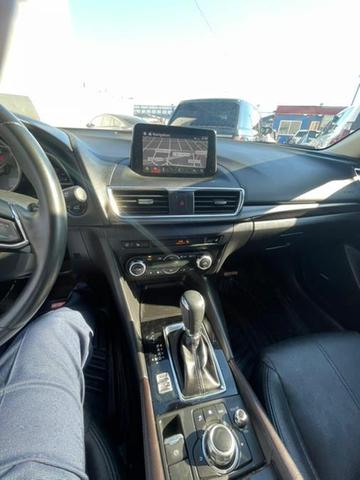 Photo of 2017 Eternal Blue Mica Mazda Mazda3