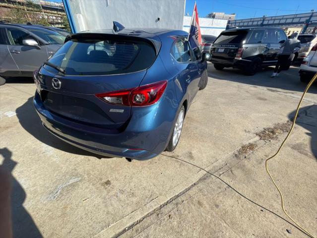 Photo of 2017 Eternal Blue Mica Mazda Mazda3