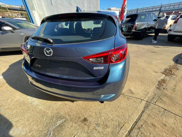 Photo of 2017 Eternal Blue Mica Mazda Mazda3