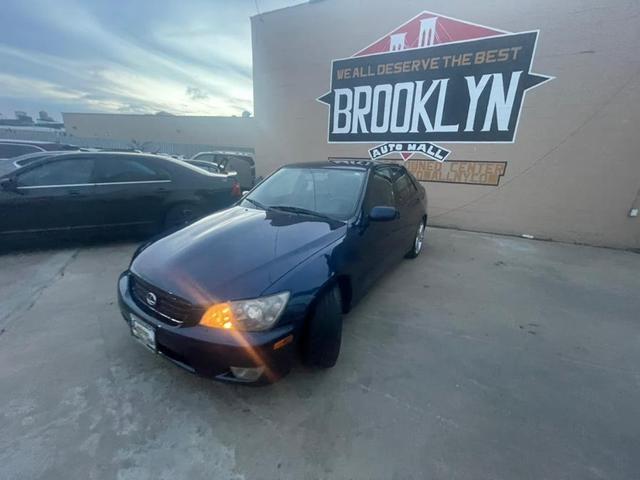 Photo of 2004 Bluestone Metallic Lexus IS 300