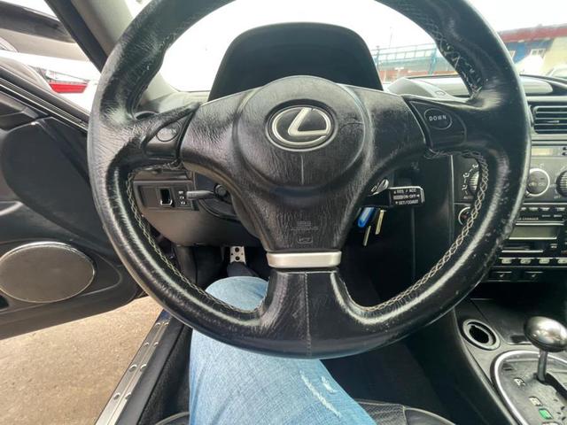 Photo of 2004 Bluestone Metallic Lexus IS 300
