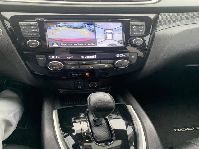 Photo of 2015 Cayenne Red Nissan Rogue