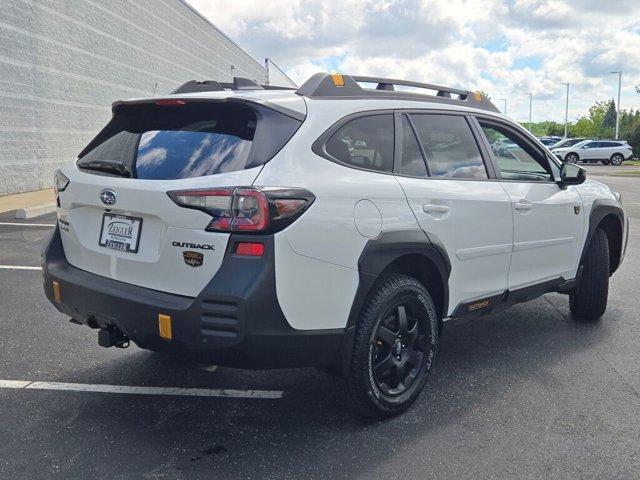 Photo of 2024 Crystal White Pearl Subaru Outback