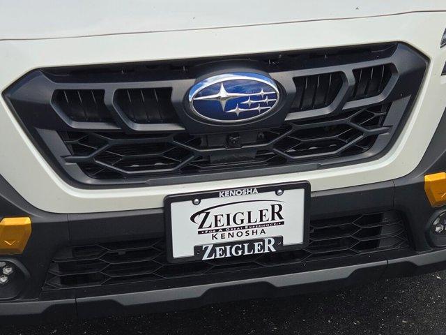 Photo of 2024 Crystal White Pearl Subaru Outback