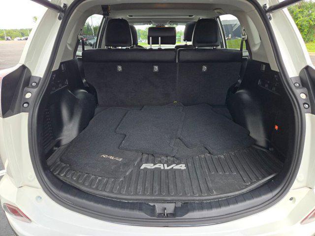 Photo of 2016 Blizzard Pearl Toyota RAV4 Hybrid