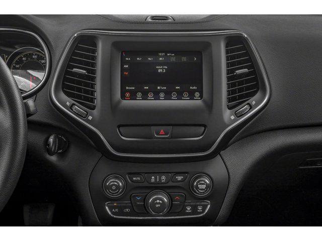 Photo of 2019 Diamond Black Crystal Pearlcoat Jeep Cherokee