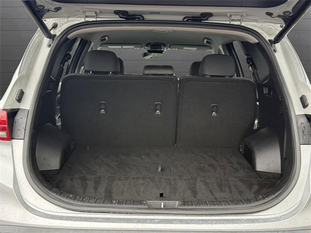 Photo of 2023 Shimmering Silver Hyundai SANTA FE