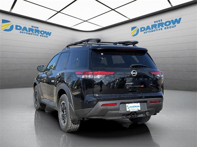 Photo of 2025 Super Black Nissan Pathfinder