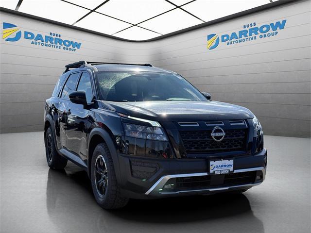 Photo of 2025 Super Black Nissan Pathfinder
