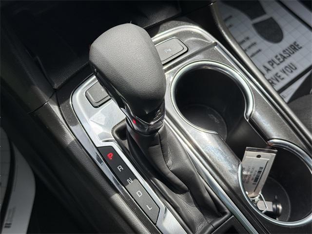 Photo of 2022 Blue Glow Metallic Chevrolet Equinox