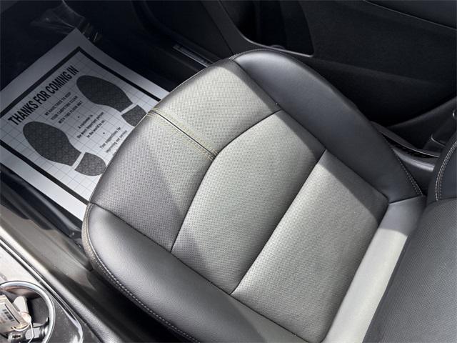 Photo of 2022 Blue Glow Metallic Chevrolet Equinox