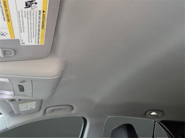 Photo of 2022 Blue Glow Metallic Chevrolet Equinox