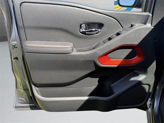Photo of 2025 Gun Metallic Nissan Frontier