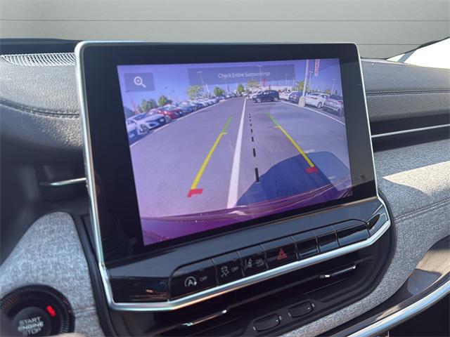 Photo of 2022 Velvet Red Pearlcoat Jeep Compass