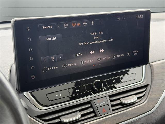 Photo of 2023 Scarlet Ember Tintcoat Nissan Altima
