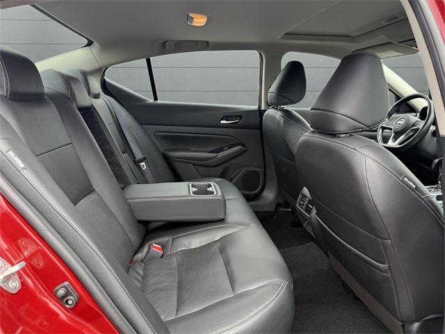Photo of 2023 Scarlet Ember Tintcoat Nissan Altima