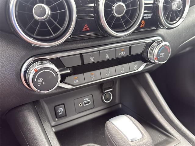 Photo of 2025 Super Black Nissan Sentra