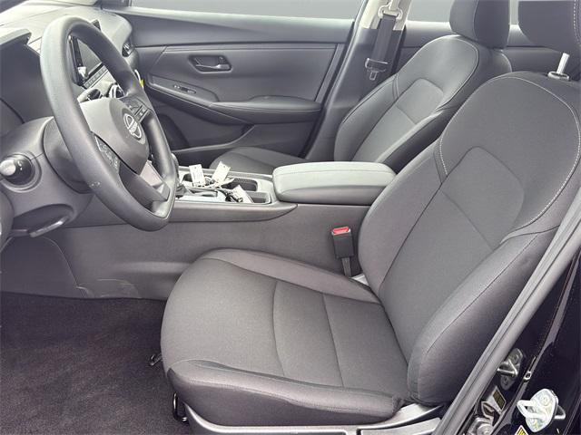 Photo of 2025 Super Black Nissan Sentra