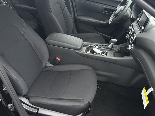 Photo of 2025 Super Black Nissan Sentra