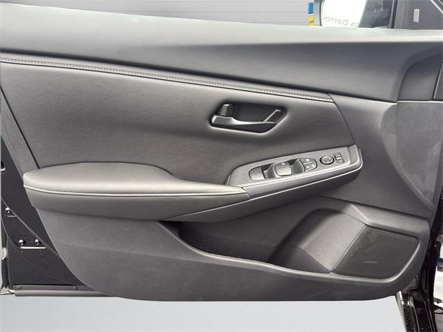 Photo of 2025 Super Black Nissan Sentra