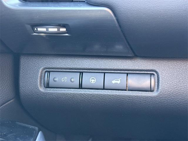 Photo of 2025 Scarlet Ember Tintcoat Nissan Pathfinder