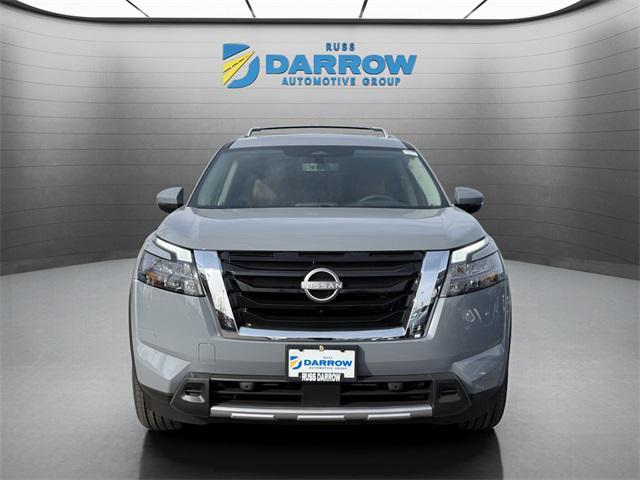 Photo of 2025 Boulder Gray Pearl Nissan Pathfinder