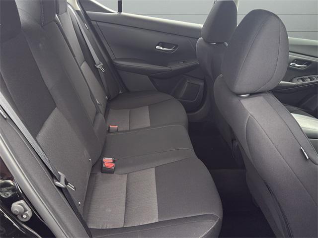 Photo of 2022 Super Black Nissan Sentra