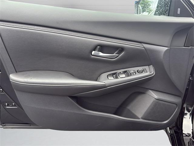 Photo of 2022 Super Black Nissan Sentra
