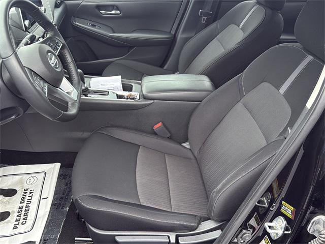 Photo of 2022 Super Black Nissan Sentra