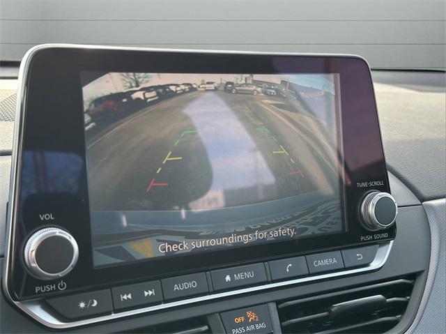 Photo of 2025 Gray Sky Pearl Nissan Altima
