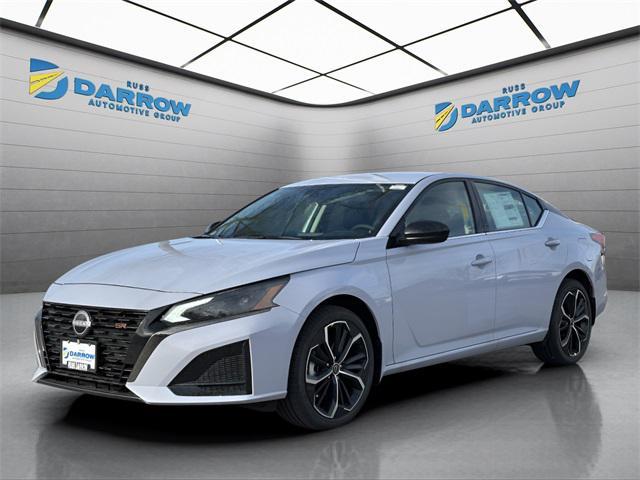 Photo of 2025 Gray Sky Pearl Nissan Altima