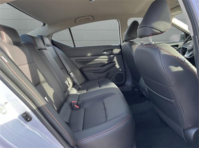 Photo of 2025 Gray Sky Pearl Nissan Altima