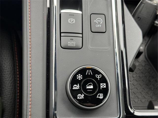 Photo of 2025 Super Black Nissan Pathfinder