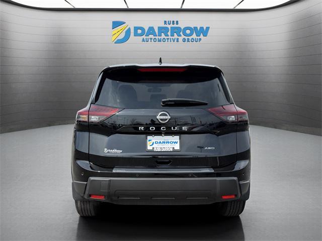 Photo of 2025 Super Black Nissan Rogue