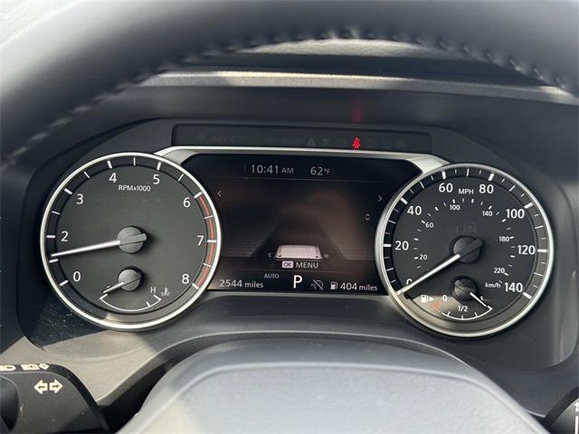 Photo of 2025 Super Black Nissan Rogue