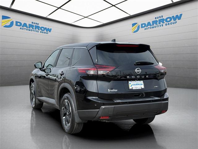 Photo of 2025 Super Black Nissan Rogue