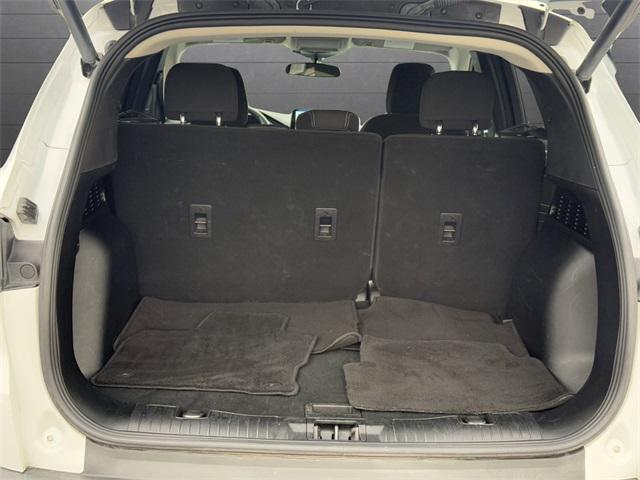 Photo of 2023 Oxford White Ford Escape