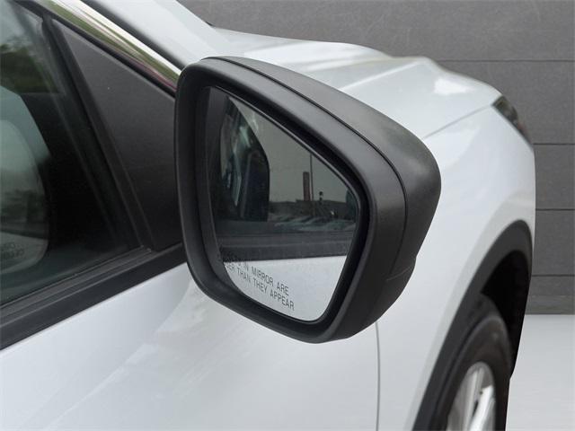 Photo of 2023 Oxford White Ford Escape