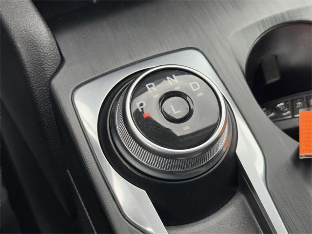 Photo of 2023 Oxford White Ford Escape