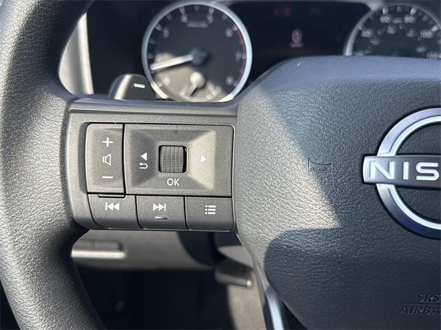Photo of 2026 Glacier White Nissan Rogue