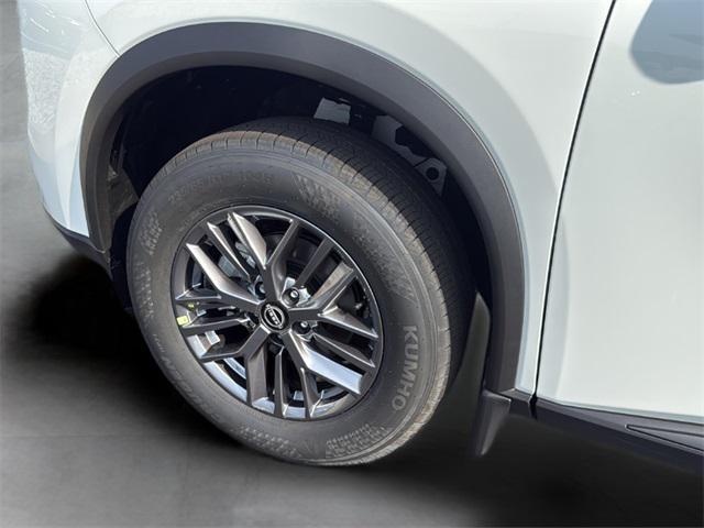 Photo of 2026 Glacier White Nissan Rogue