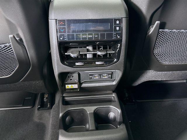 Photo of 2025 Bright White Clearcoat Jeep Grand Cherokee L