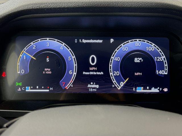 Photo of 2025 Diamond Black Crystal Pearlcoat Jeep Grand Cherokee L