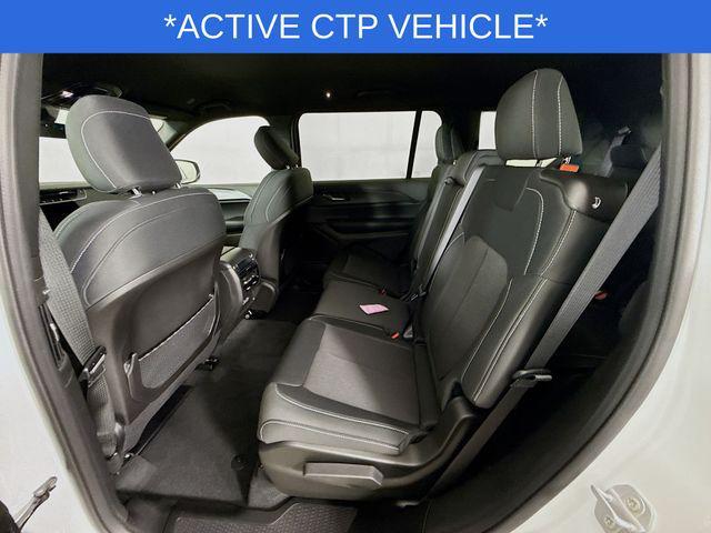 Photo of 2025 Bright White Clearcoat Jeep Grand Cherokee L