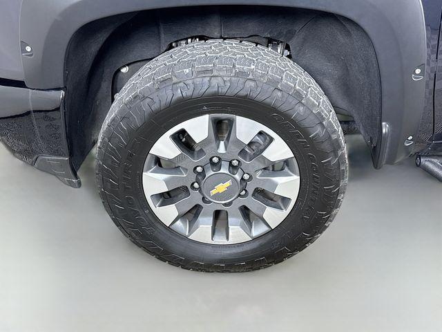 Photo of 2024 Dark Ash Metallic Chevrolet Silverado 2500