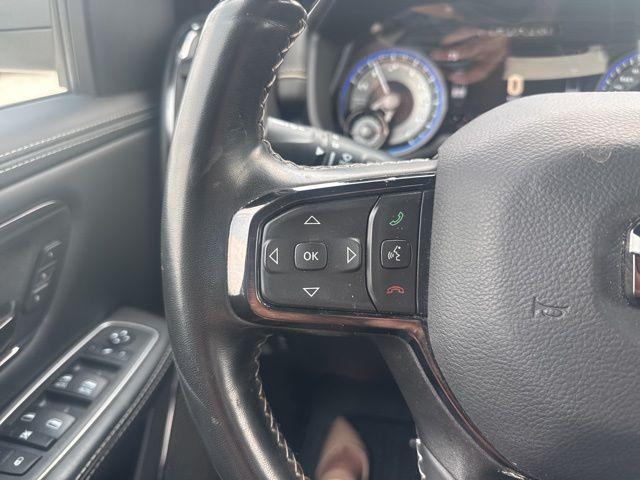 Photo of 2022 Diamond Black Crystal Pearlcoat RAM 1500