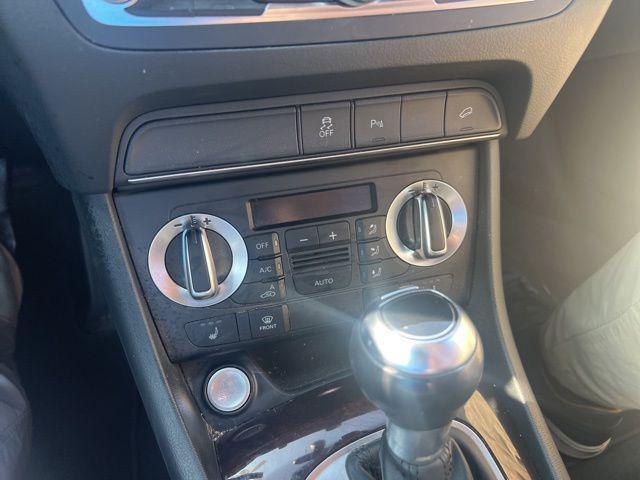 Photo of 2015 Florett Silver Metallic Audi Q3