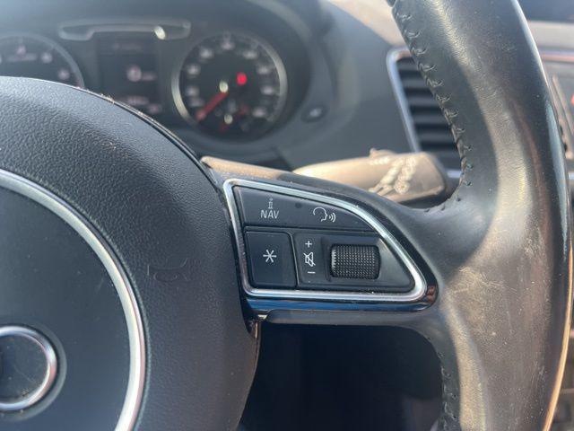 Photo of 2015 Florett Silver Metallic Audi Q3