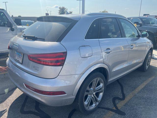 Photo of 2015 Florett Silver Metallic Audi Q3